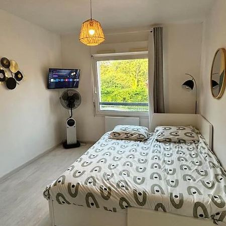 First Leilighet Bourges Eksteriør bilde